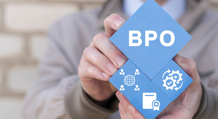 BPOと業務委託（アウトソーシング）の違いとは？目的別の使い分けと契約形態を解説